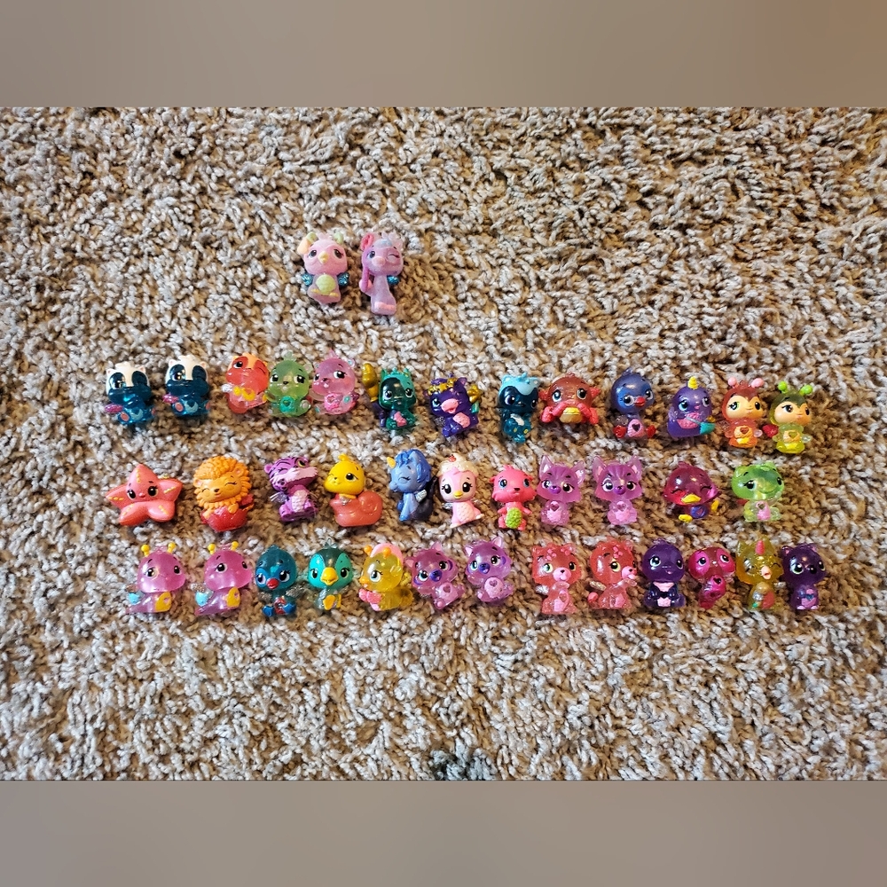 39 Hatchimals